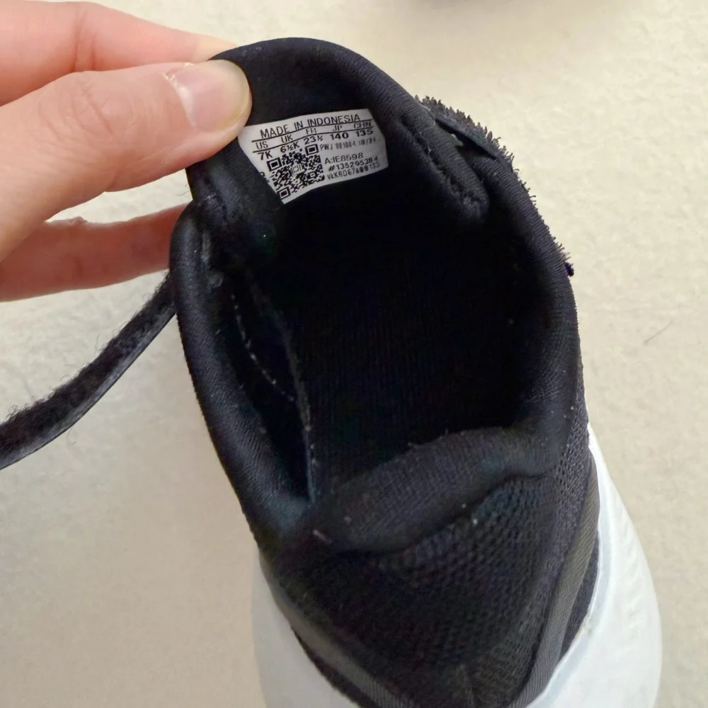 Adidas Runfalcon 5 Kids Black White Cloudfoam Sneakers Easy On Shoes Trainer 7 - Picture 12 of 16